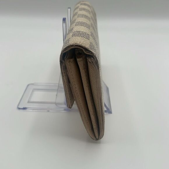 LOUIS VUITTON DAMIER AZUR SARAH WALLET - Picture 4 of 16